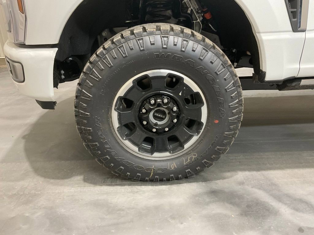 New 2026 Ford F250 Platinum w/ Platinum Plus Package image 6
