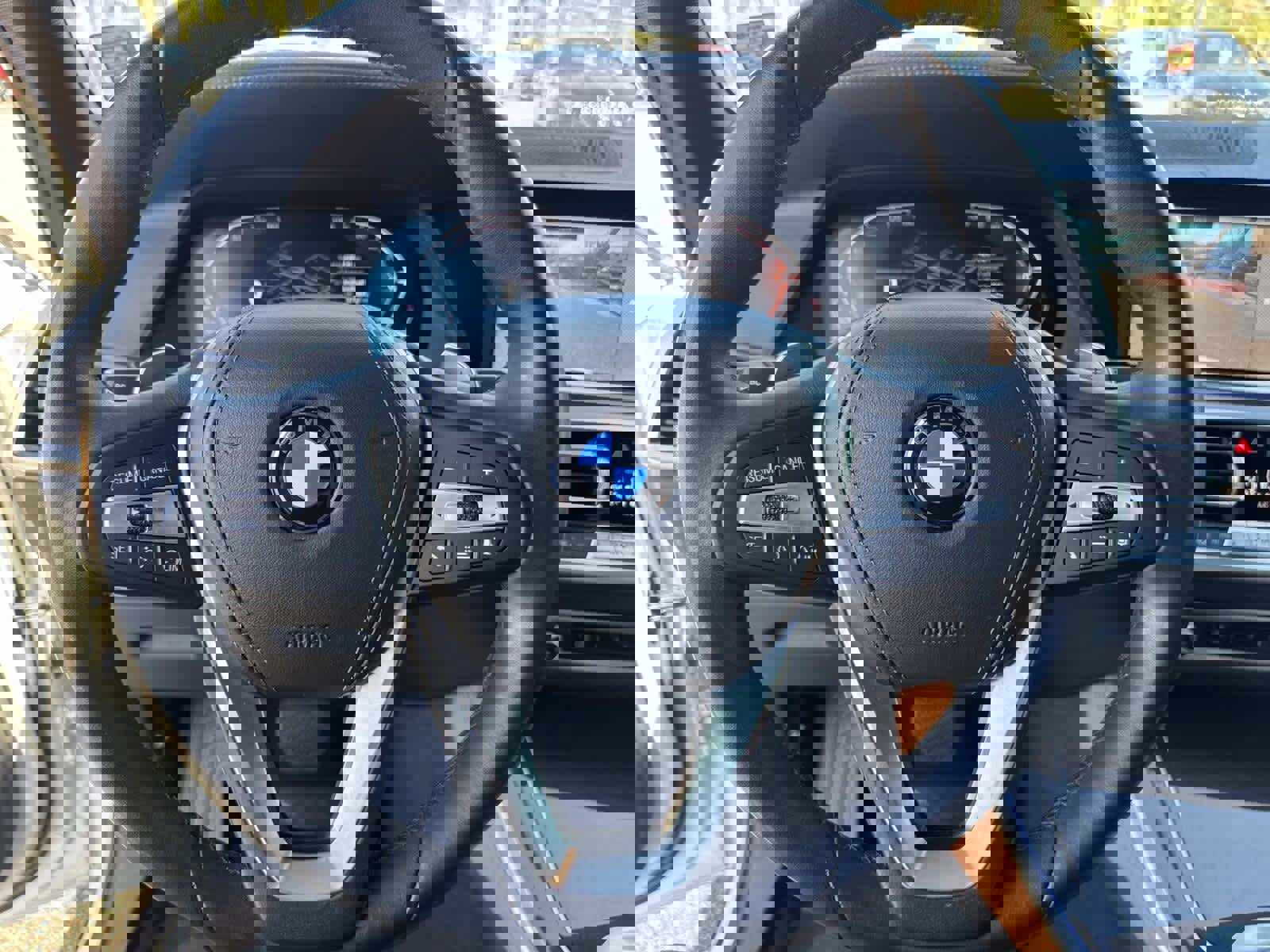 Used 2023 BMW X5 sDrive40i w/ Parking Assistance Package image 29