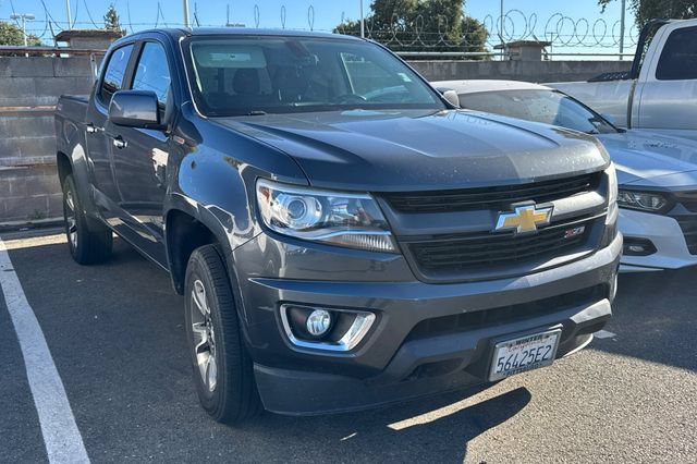 Used 2017 Chevrolet Colorado Z71 AWD/4WD image 2