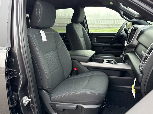 New 2026 RAM 3500 Big Horn AWD/4WD image 29