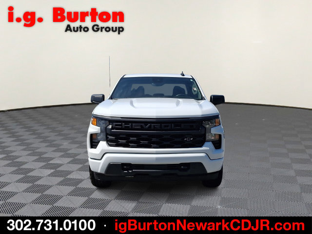 Used 2023 Chevrolet Silverado 1500 Custom w/ LPO, Dark Essentials Package AWD/4WD image 2