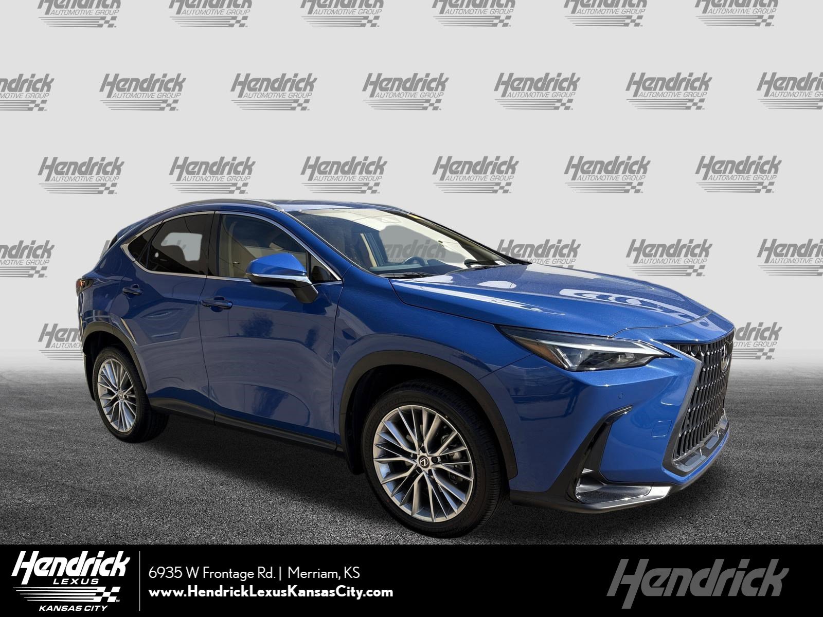 Used 2025 Lexus NX 350 AWD w/ Premium Package image 1