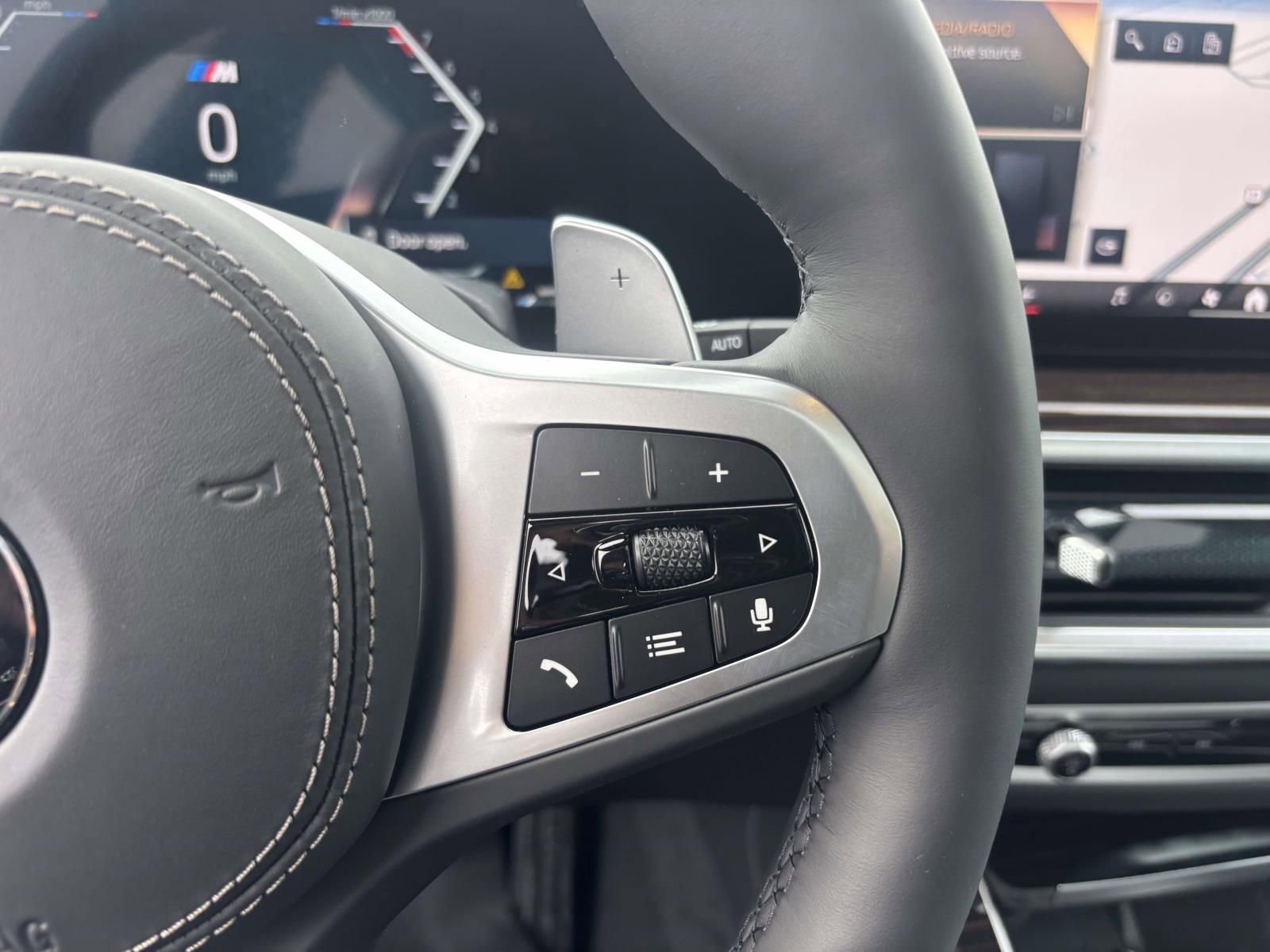 New 2026 BMW X5 xDrive40i w/ M Sport Package image 18