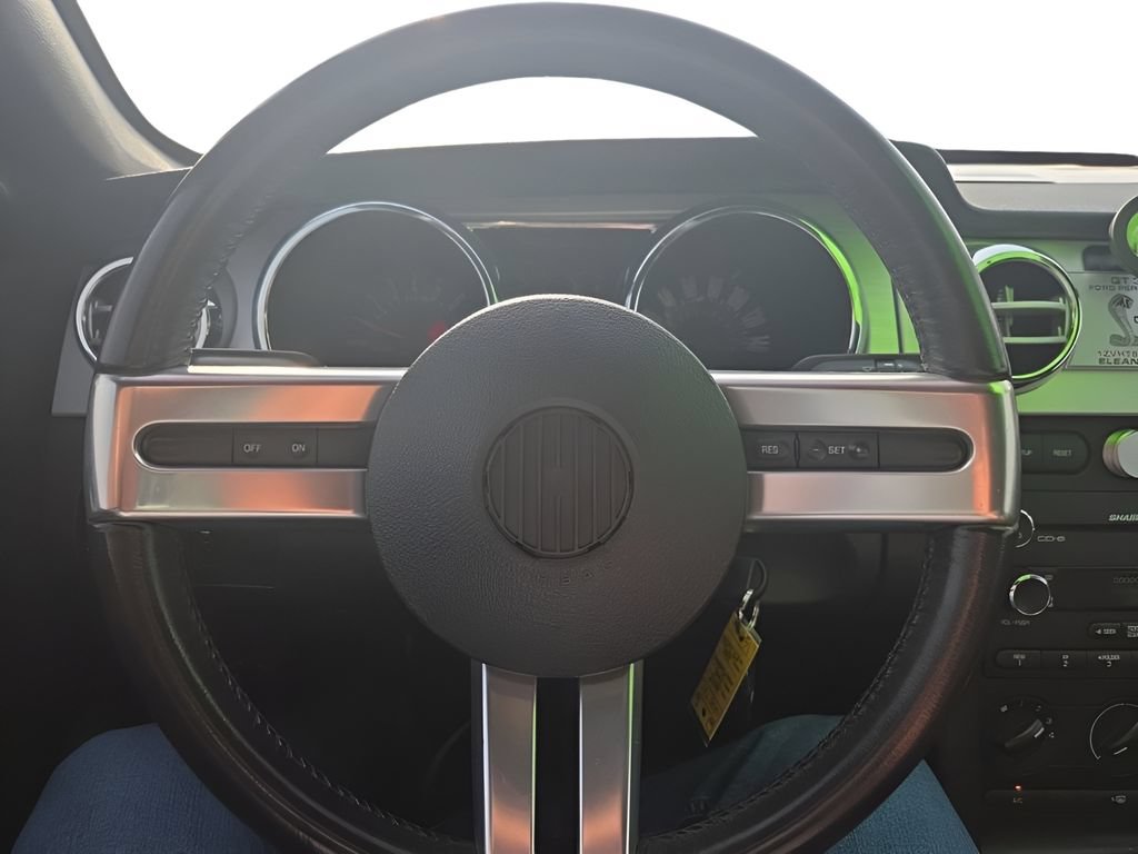 Used 2008 Ford Mustang GT Premium RWD image 16
