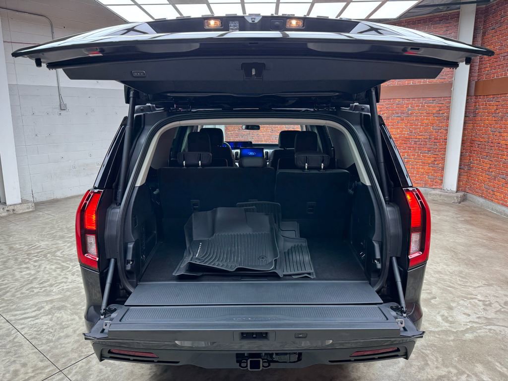 New 2026 Ford Expedition Active AWD/4WD image 29