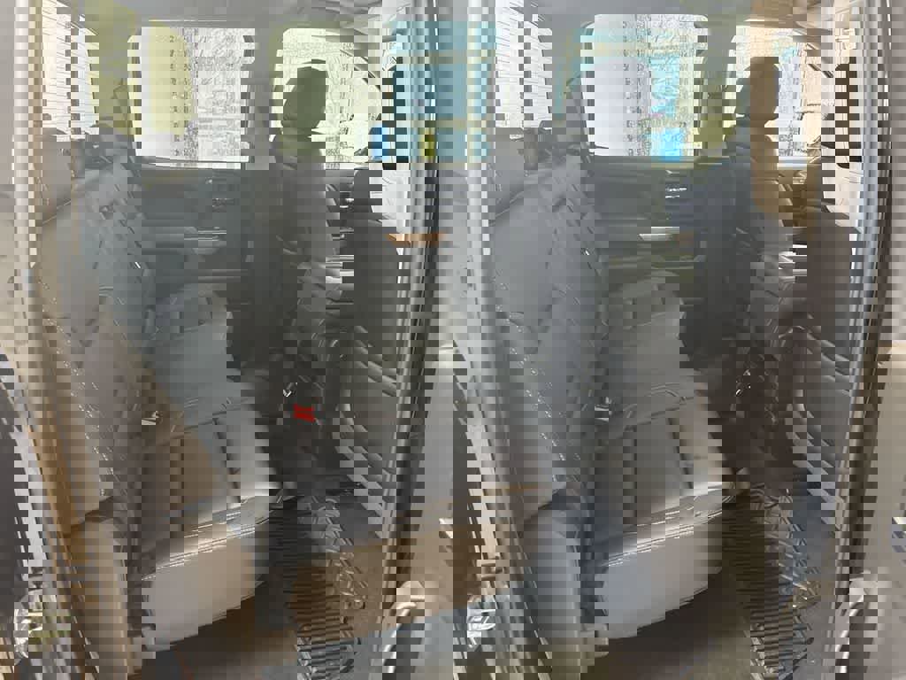 Used 2014 Chevrolet Silverado 1500 LTZ image 23