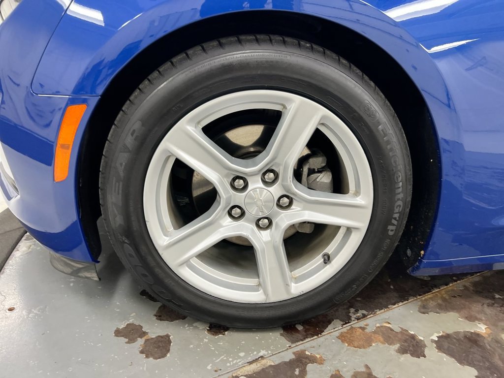 Used 2019 Chevrolet Camaro LT RWD image 25