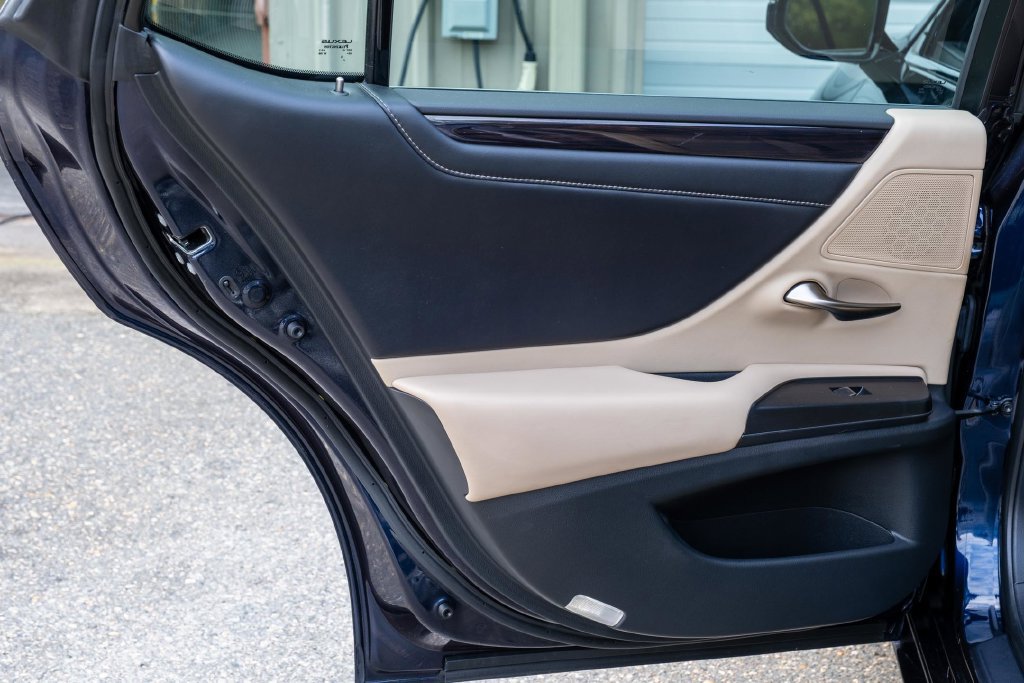 Used 2021 Lexus ES 350 w/ Premium Package FWD image 28