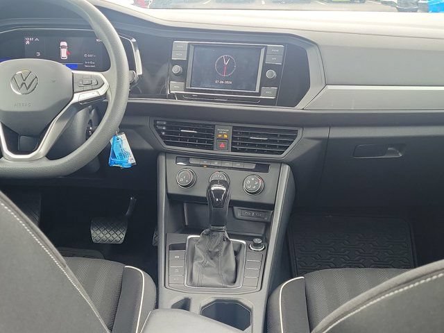 Used 2022 Volkswagen Jetta Sport FWD image 5