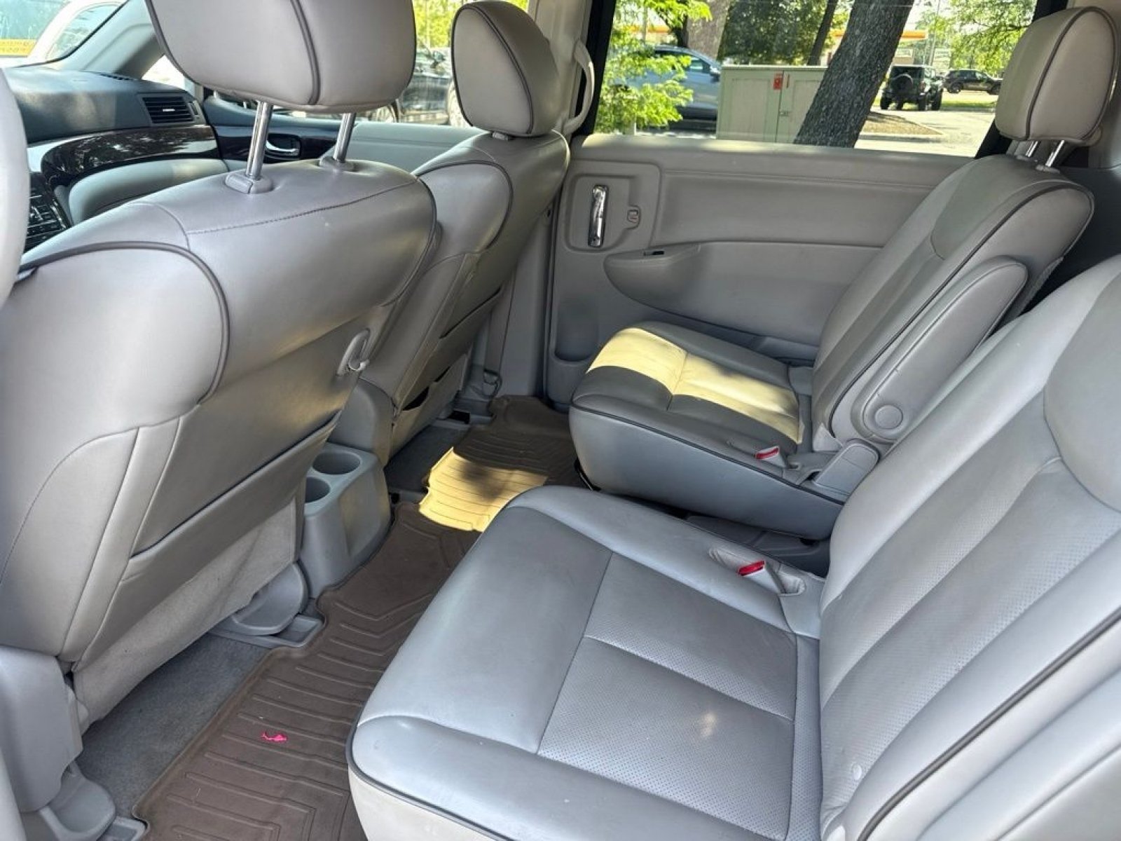 Used 2014 Nissan Quest SV w/ Leather Package FWD image 21