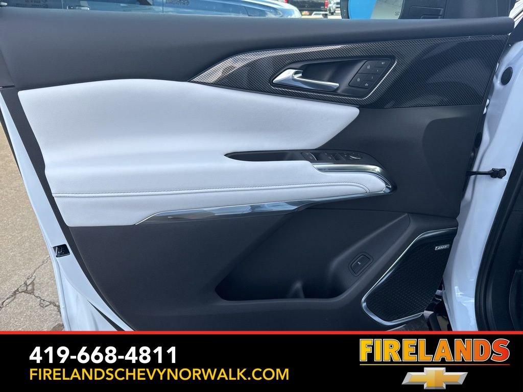 New 2026 Chevrolet Traverse High Country w/ LPO, Floor Liner Package image 18