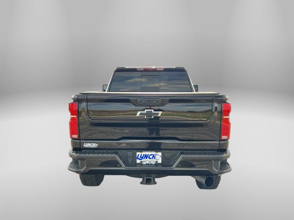 Used 2024 Chevrolet Silverado 3500 LT w/ Midnight Edition image 3