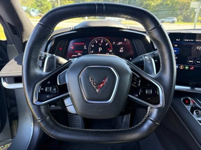 Used 2022 Chevrolet Corvette Stingray Coupe w/ Chrome Exterior Badge Package RWD image 14