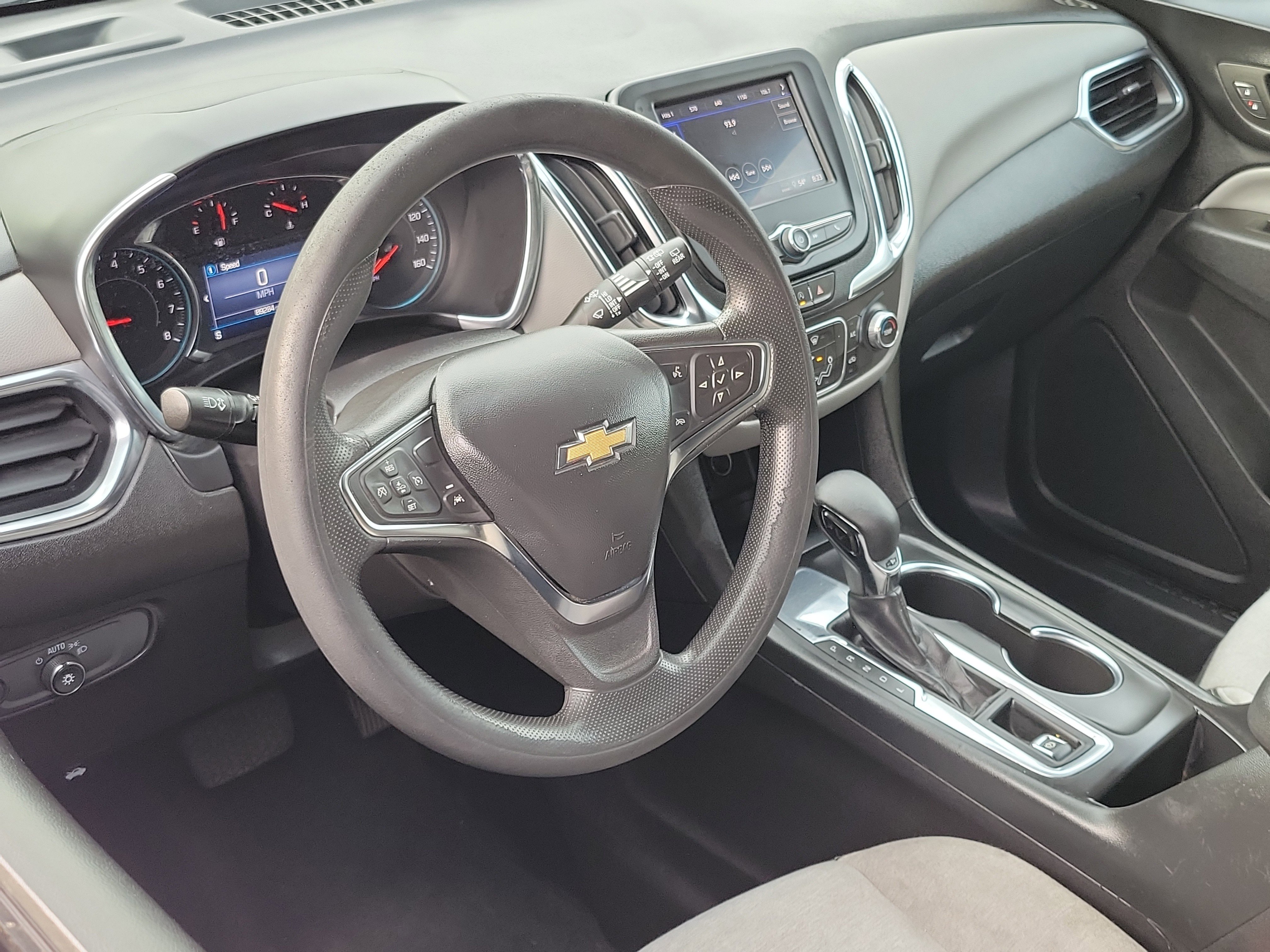 Used 2023 Chevrolet Equinox LS w/ LS Convenience Package image 5