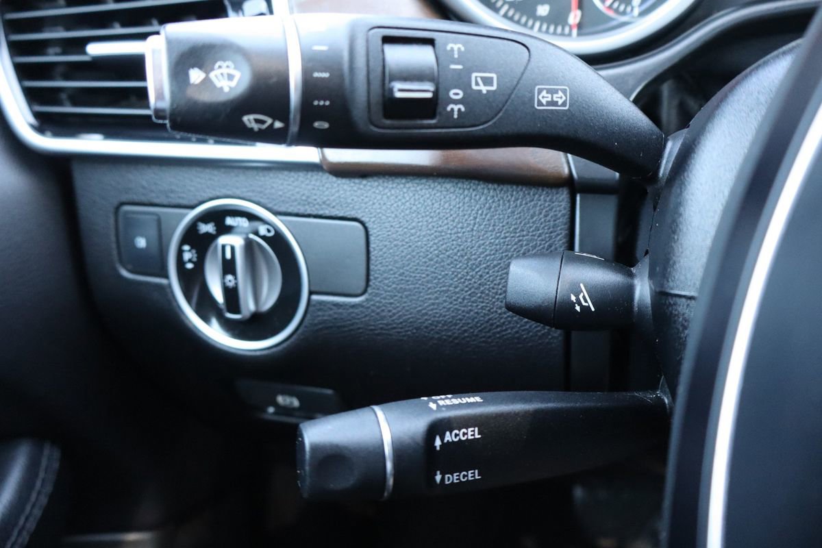 Used 2017 Mercedes-Benz GLS 450 4MATIC image 35