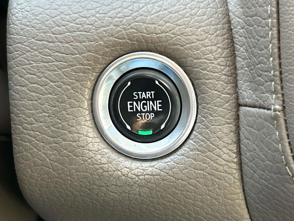 Used 2022 GMC Yukon Denali image 35