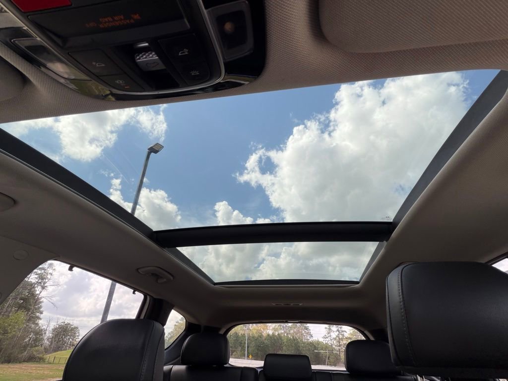 Used 2023 Hyundai Santa Fe SEL w/ Premium Package image 24