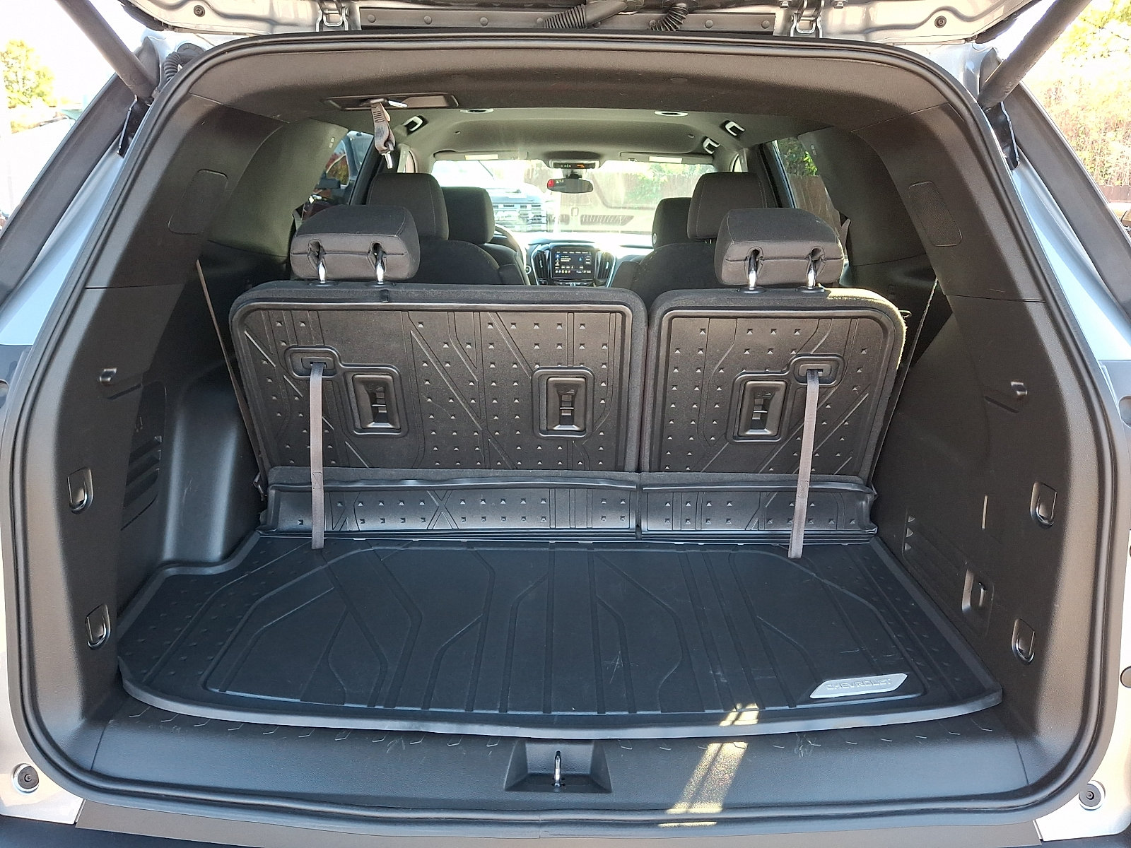 Certified 2024 Chevrolet Traverse LT w/ Midnight/Sport Edition AWD/4WD image 30