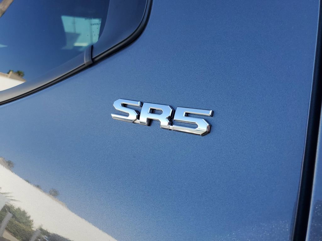 Used 2025 Toyota Tundra SR5 w/ SR5 Convenience Package image 2