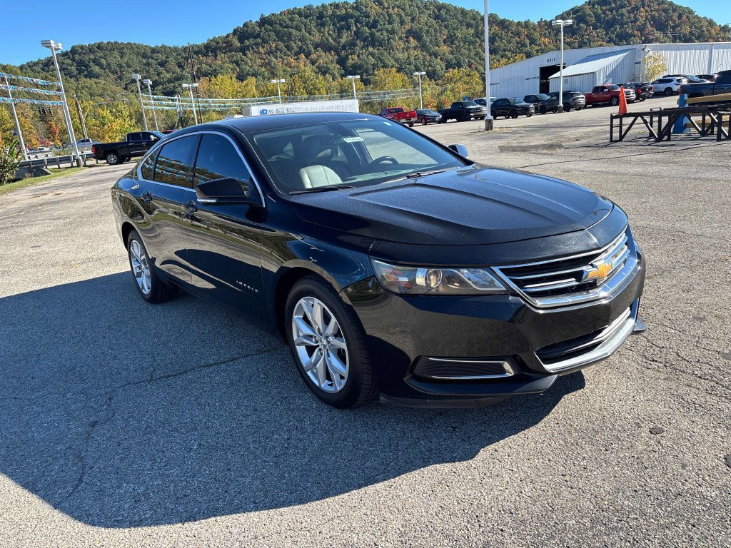 Used 2017 Chevrolet Impala LT FWD image 7