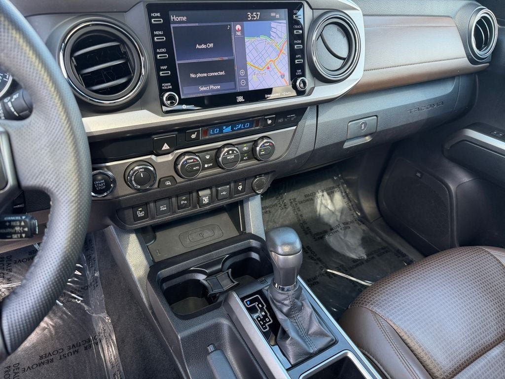 Used 2021 Toyota Tacoma Limited AWD/4WD image 18