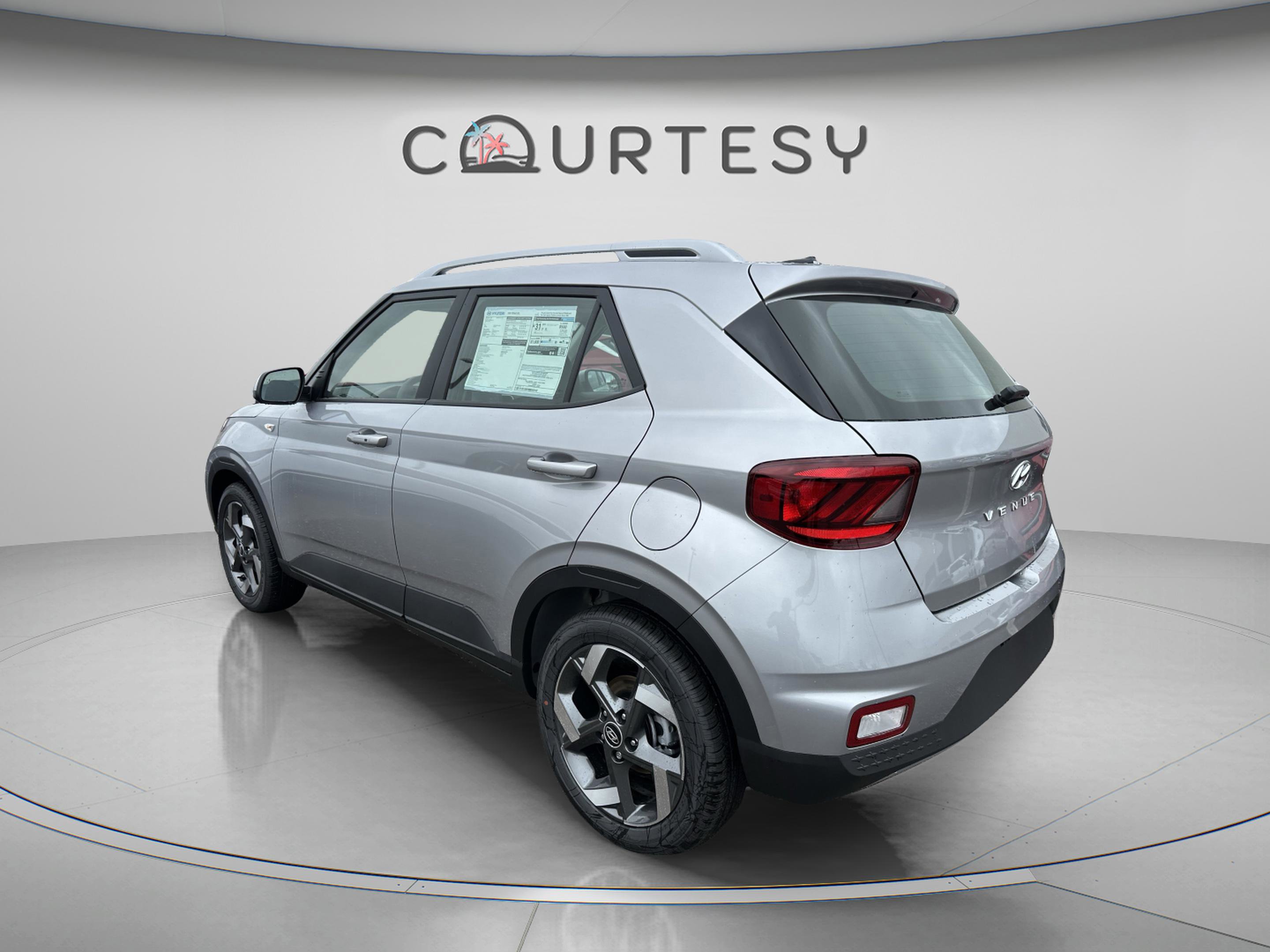 New 2026 Hyundai Venue SEL FWD image 3