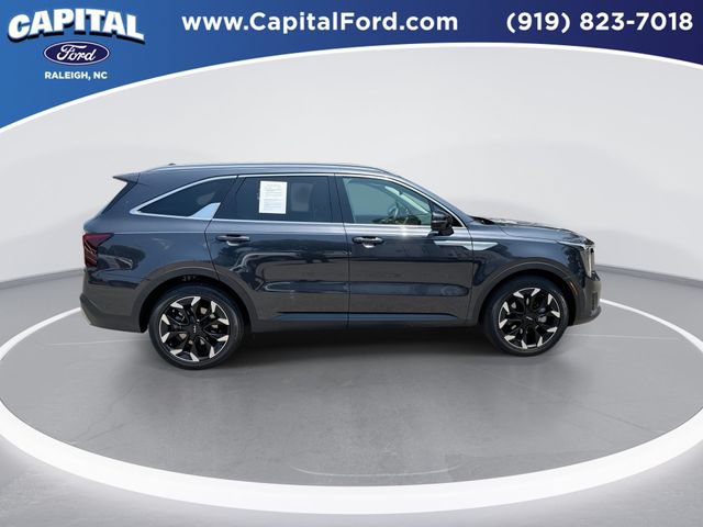 Used 2026 Kia Sorento SX FWD image 9
