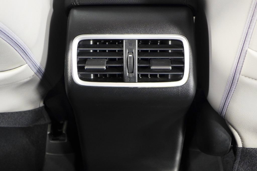 Used 2016 Honda CR-V Touring image 25