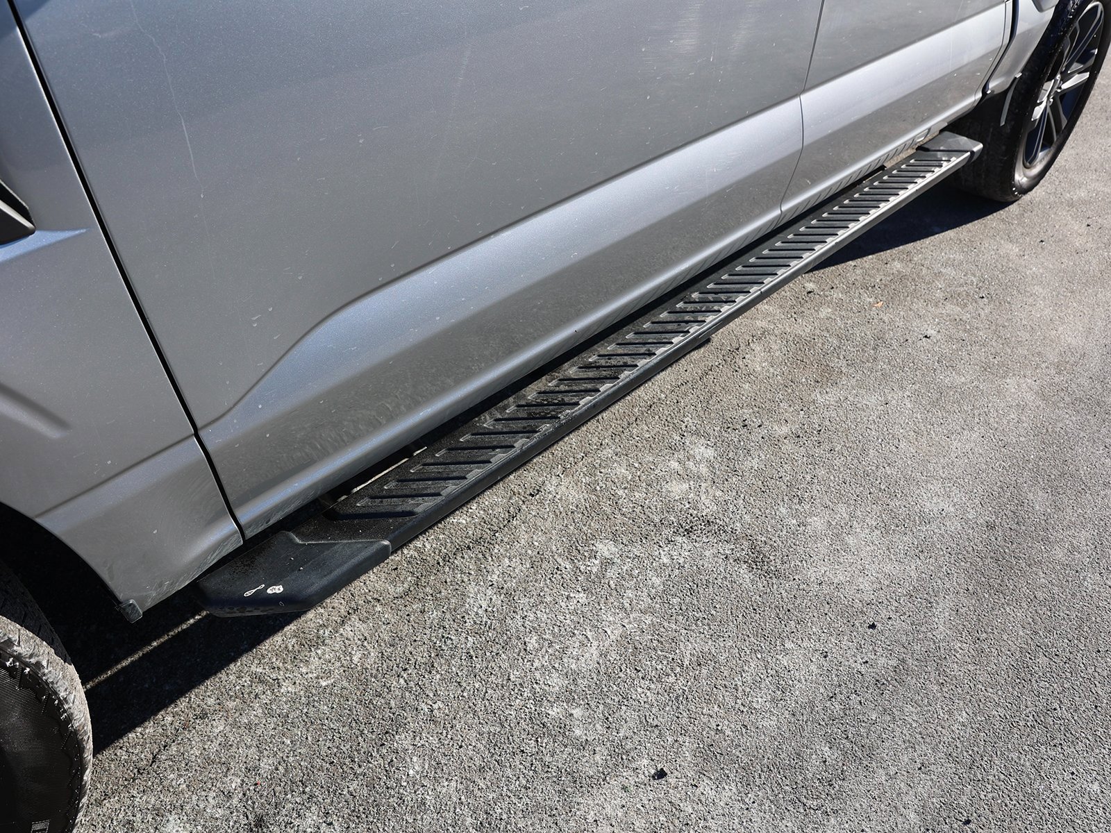 Used 2023 Ford F150 XLT w/ Equipment Group 302A High image 9