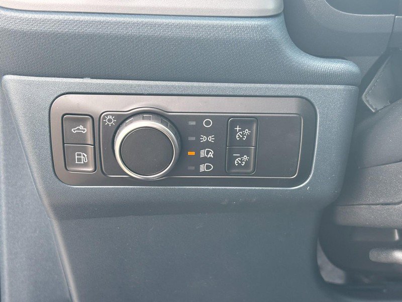 New 2026 Ford Maverick XL image 18