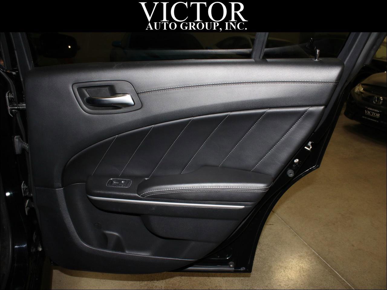 Used 2019 Dodge Charger R/T w/ Plus Group image 35