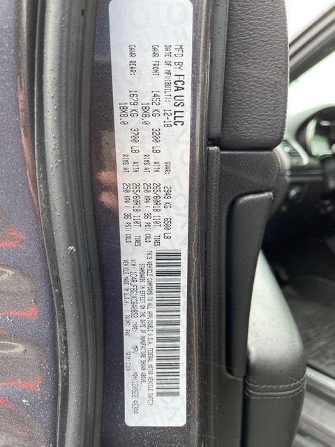 Used 2019 Jeep Grand Cherokee Limited AWD/4WD image 39