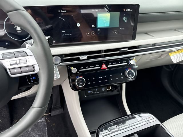 New 2025 Hyundai Tucson Limited image 28