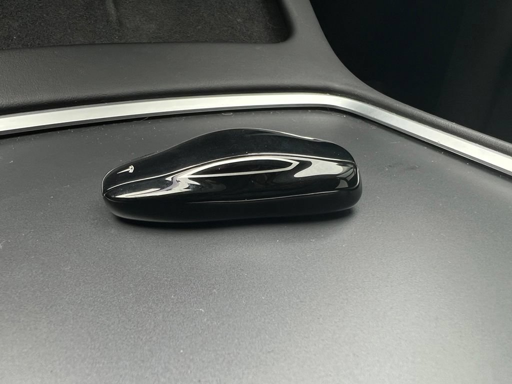 Used 2022 Tesla Model Y Performance AWD/4WD image 35