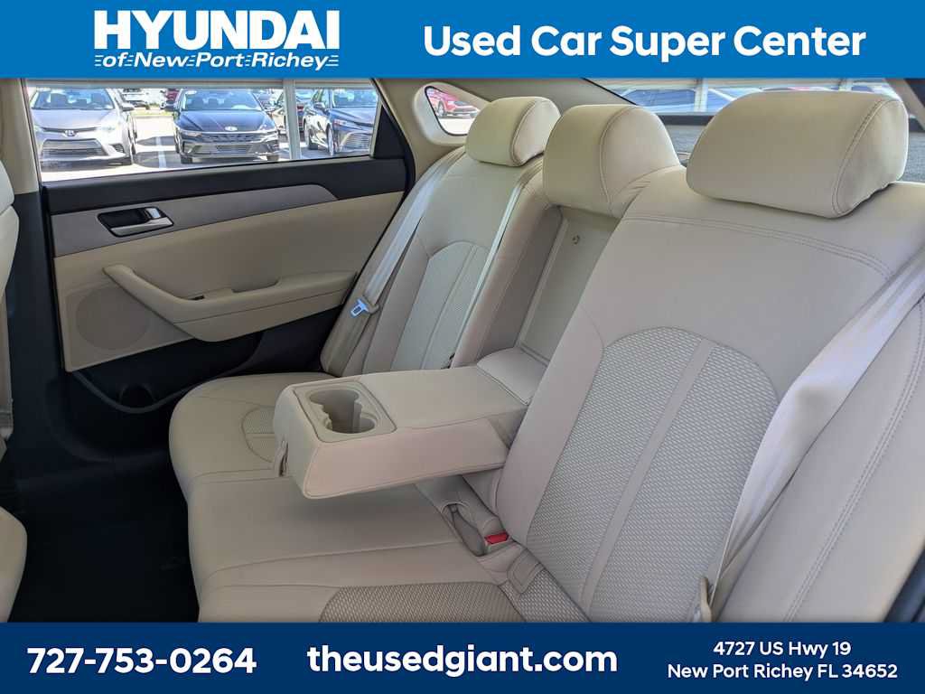 Used 2017 Hyundai Sonata SE FWD image 13