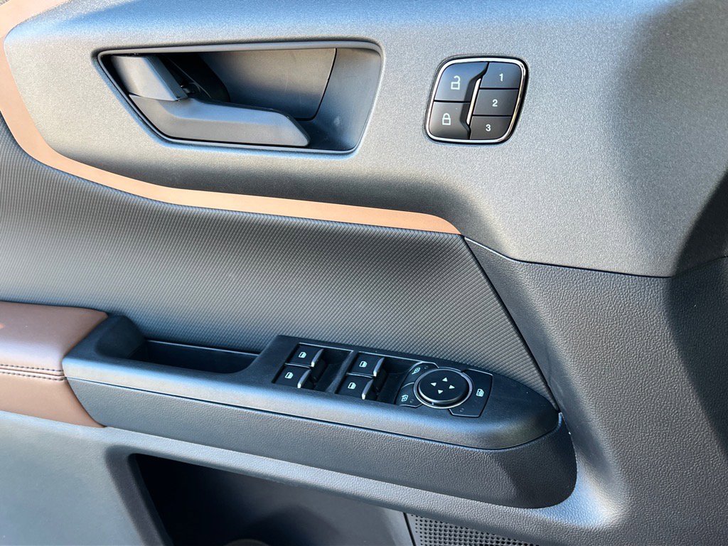 New 2025 Ford Bronco Sport Outer Banks w/ Outer Banks Tech Package+ image 16