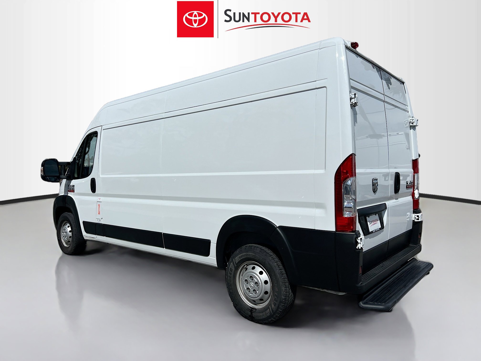 Used 2022 RAM ProMaster 2500 w/ Convenience Group image 6