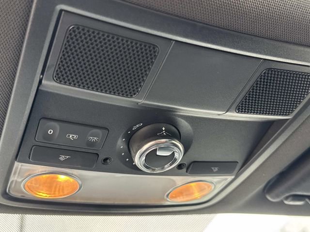 Used 2012 Volkswagen Beetle 2.0T image 19