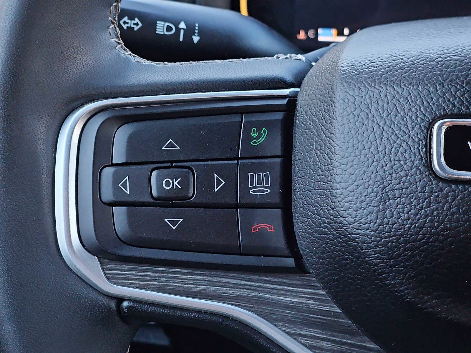 Used 2024 Jeep Wagoneer Series II w/ Flexible Seating Group image 23