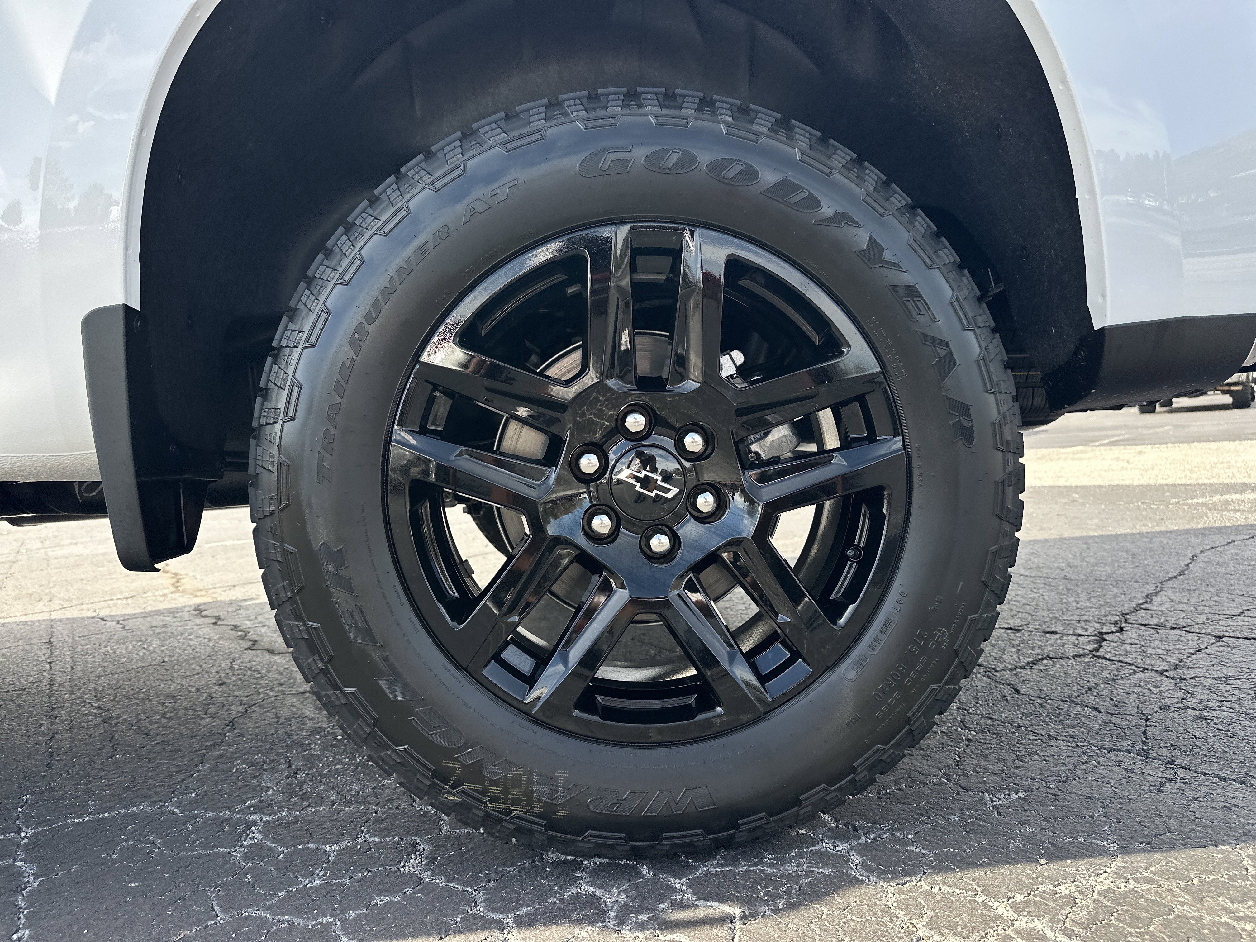 New 2026 Chevrolet Silverado 1500 Custom w/ Turbomax Blackout Package image 21