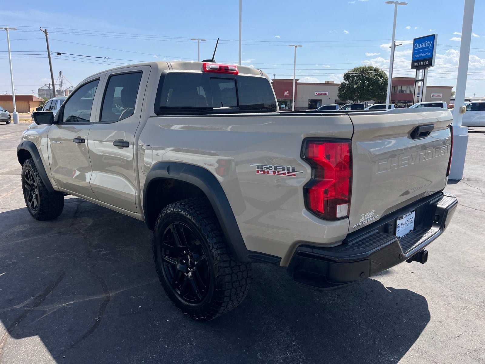 Used 2024 Chevrolet Colorado Trail Boss w/ Advanced Trailering Package AWD/4WD image 4
