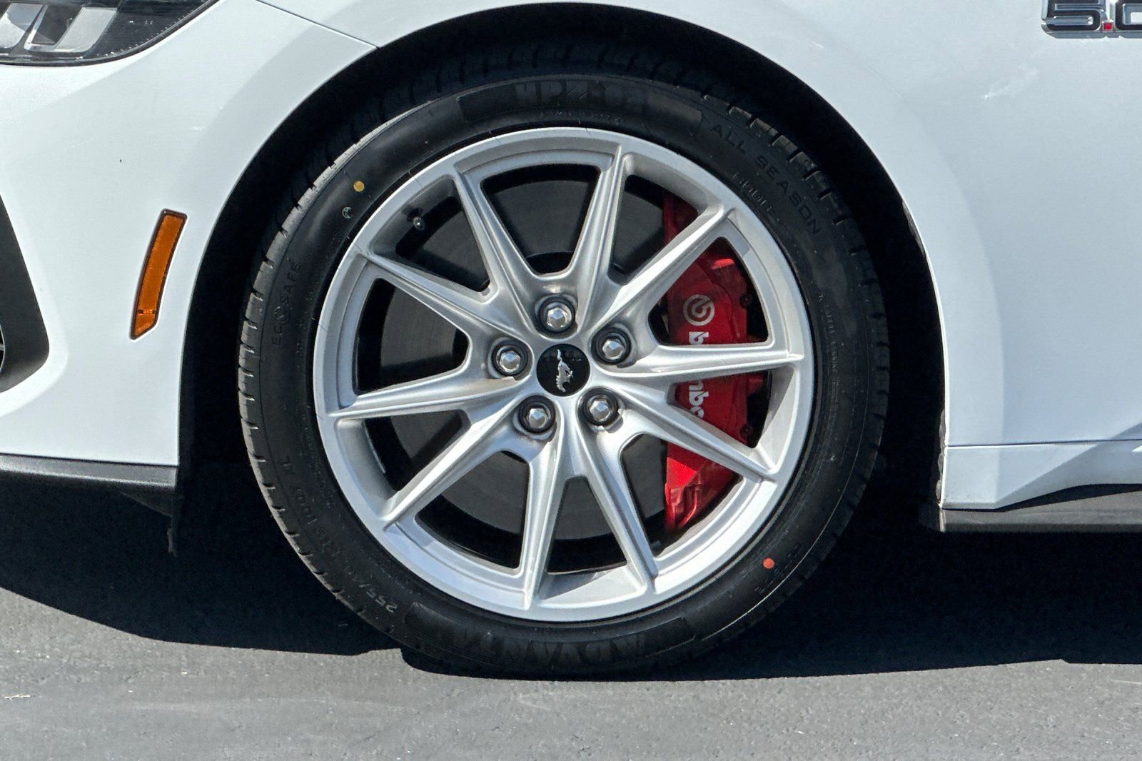 Used 2024 Ford Mustang GT Premium image 25