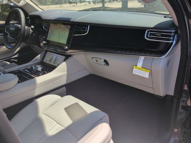 Used 2023 Jeep Grand Wagoneer L Series II w/ Premium Group II AWD/4WD image 28
