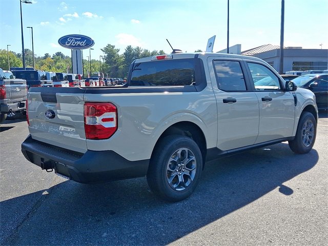 New 2025 Ford Maverick XLT w/ XLT Luxury Package image 3