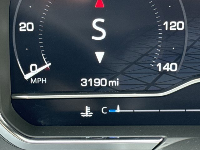 Used 2025 GMC Sierra 3500 AT4 w/ AT4 Preferred Package image 24