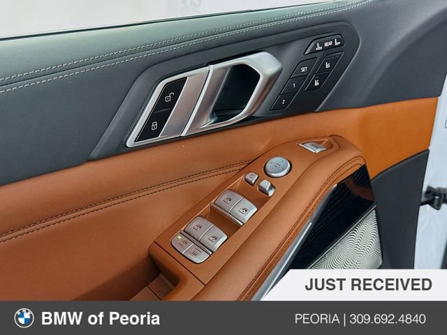 Used 2024 BMW X7 M60i w/ Executive Package image 18