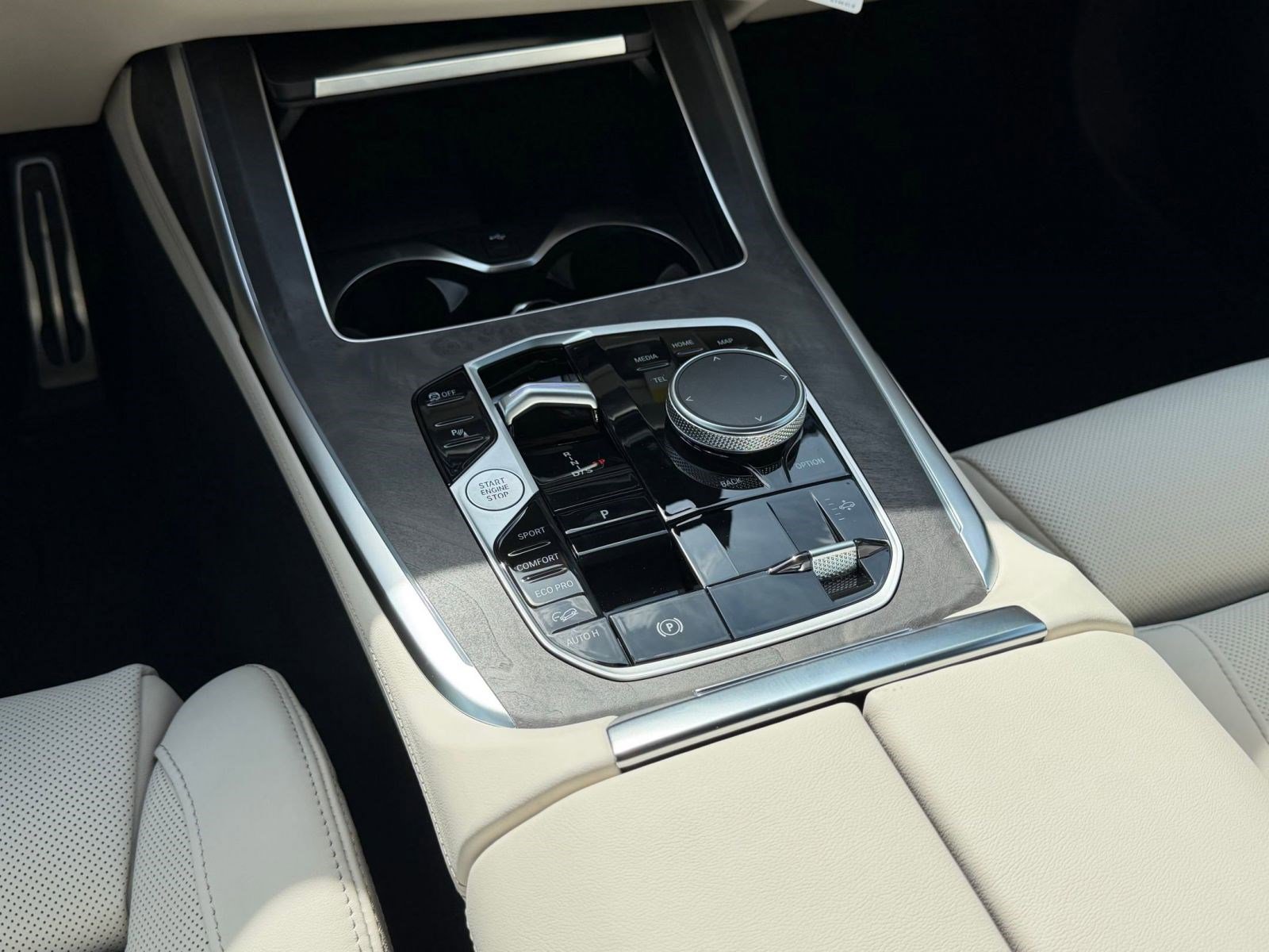 New 2027 BMW X7 xDrive40i AWD/4WD image 26