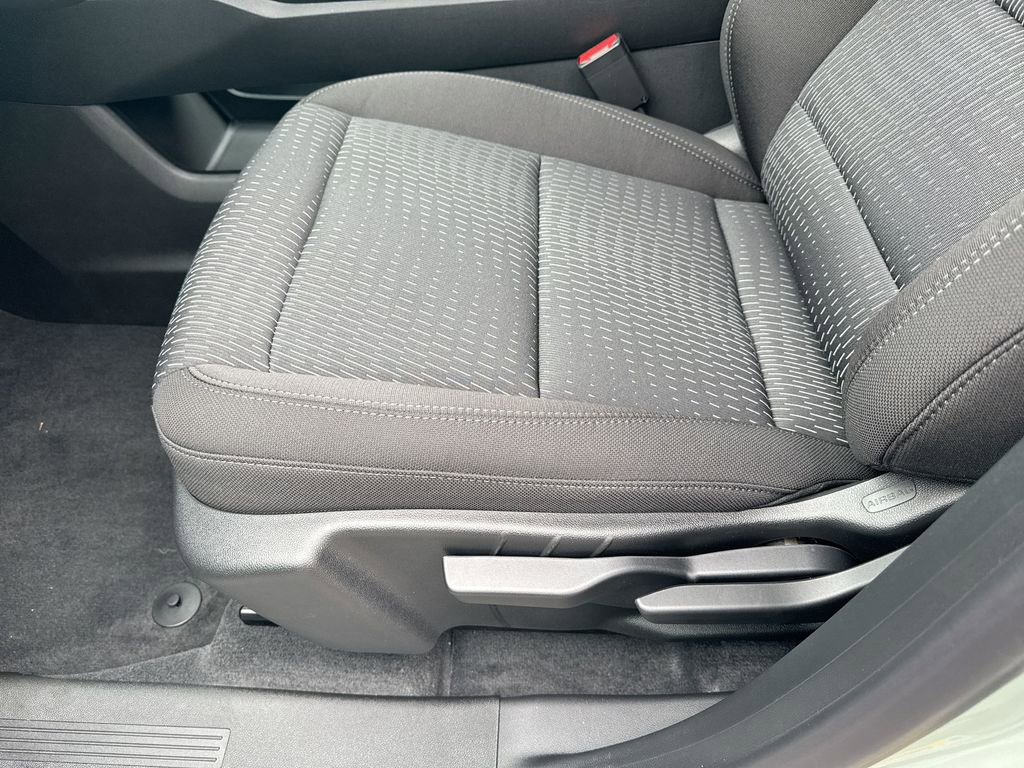New 2026 Chevrolet Equinox LT image 14