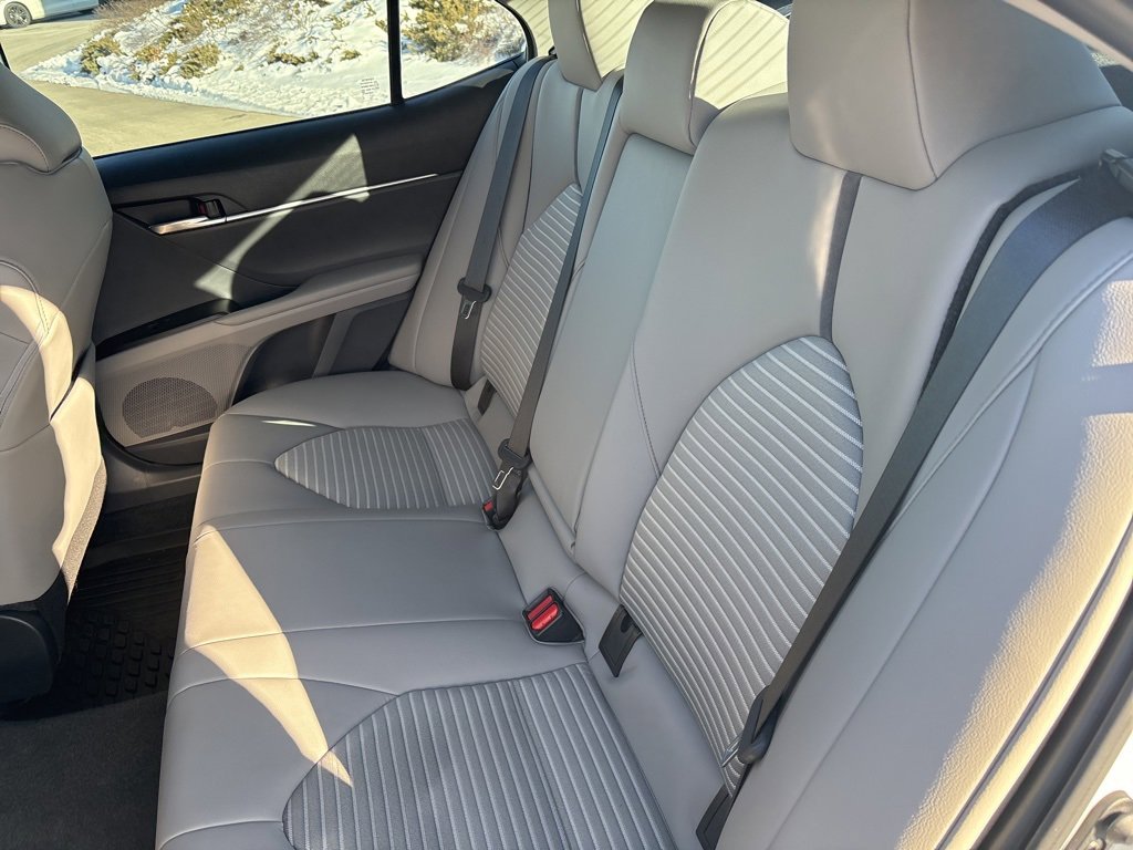 Used 2023 Toyota Camry SE w/ Cold Weather Package image 35