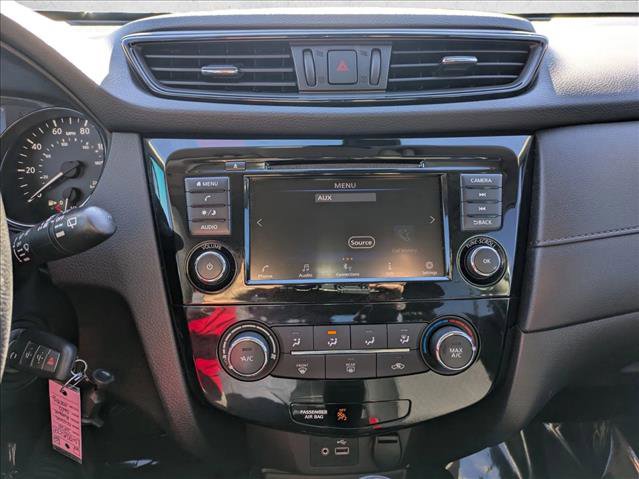 Used 2020 Nissan Rogue S image 14